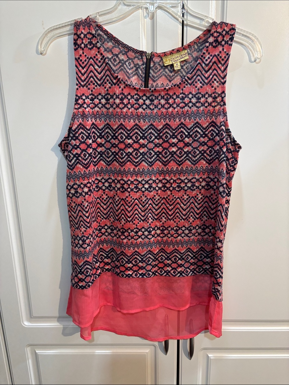 Vera Wang Pink and Navy Geometric Layered Hem Tank